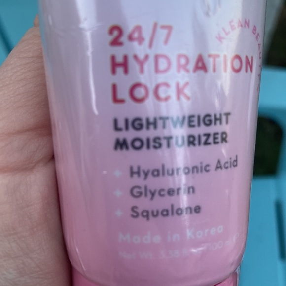 Cream x Hello Kitty 24/7 Hydration light Moisturizer - Picture 6 of 7
